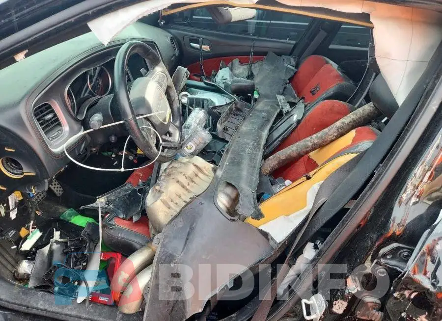 2C3CDXGJ0KH668117 Photo# 7