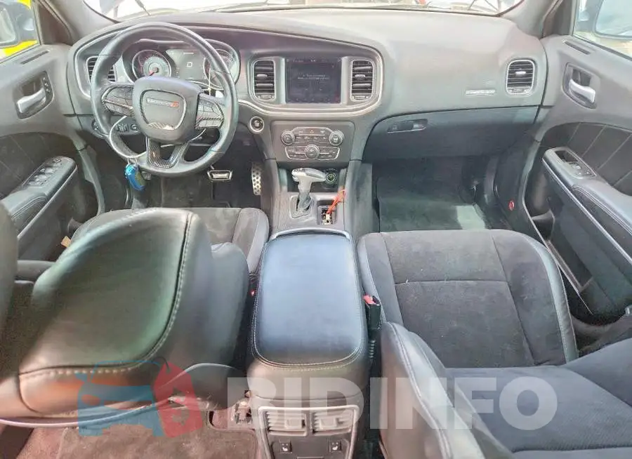 2C3CDXGJ7JH173055 Photo# 8