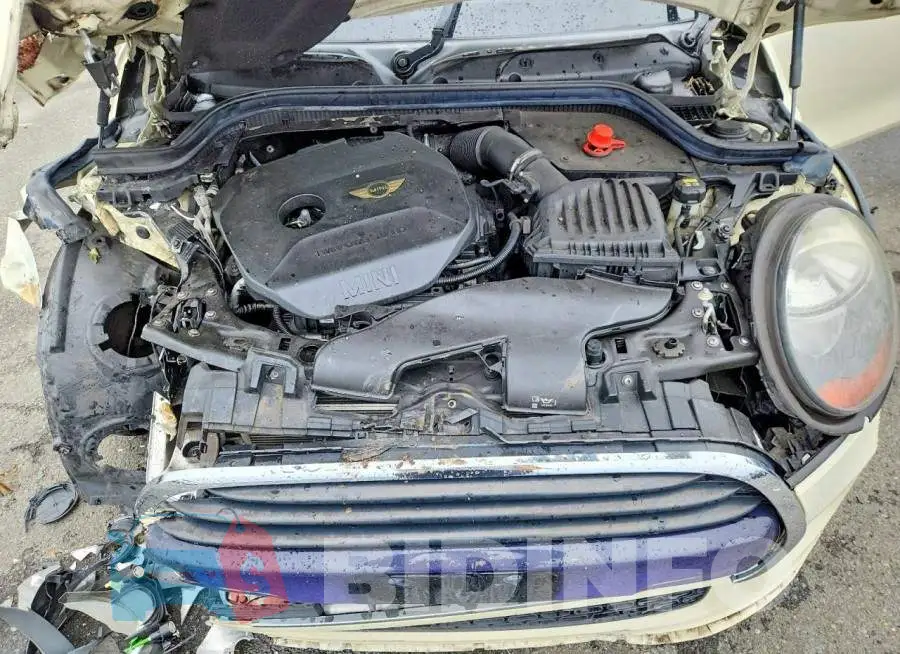WMWXP5C3XH2F61187 Photo# 11