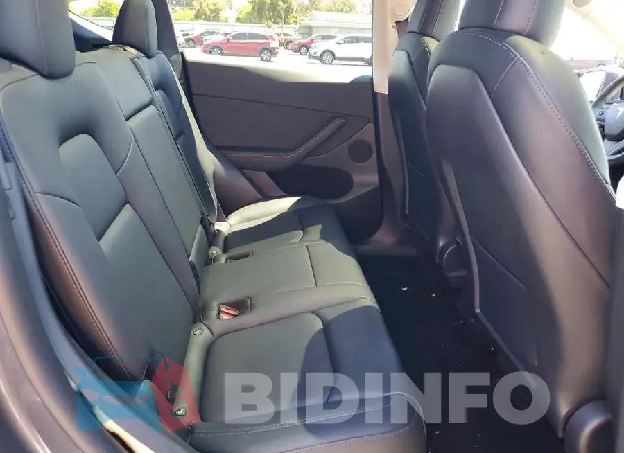 7SAYGDEE3NF576722 Photo# 10