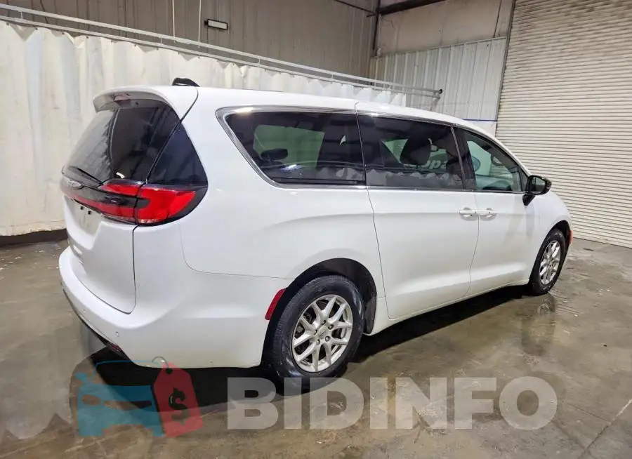 2C4RC1BG1SR507495 Photo# 3