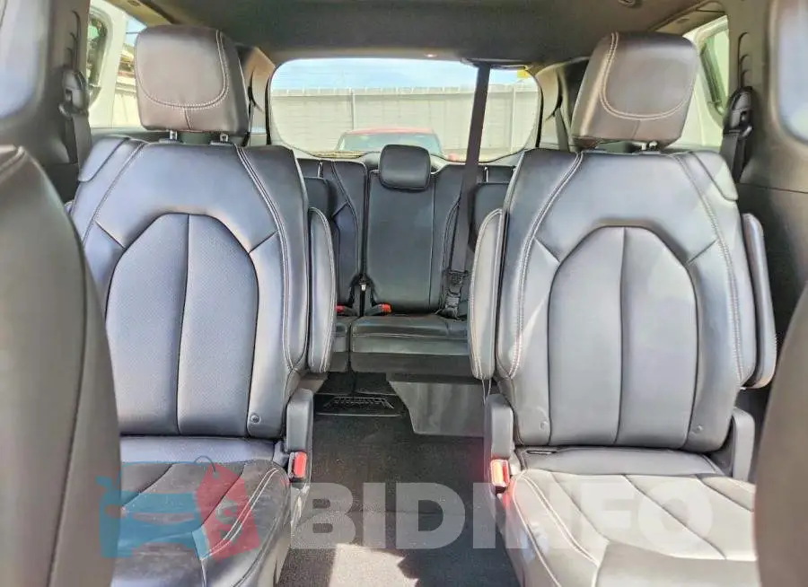 2C4RC1BG2TR182924 Photo# 10