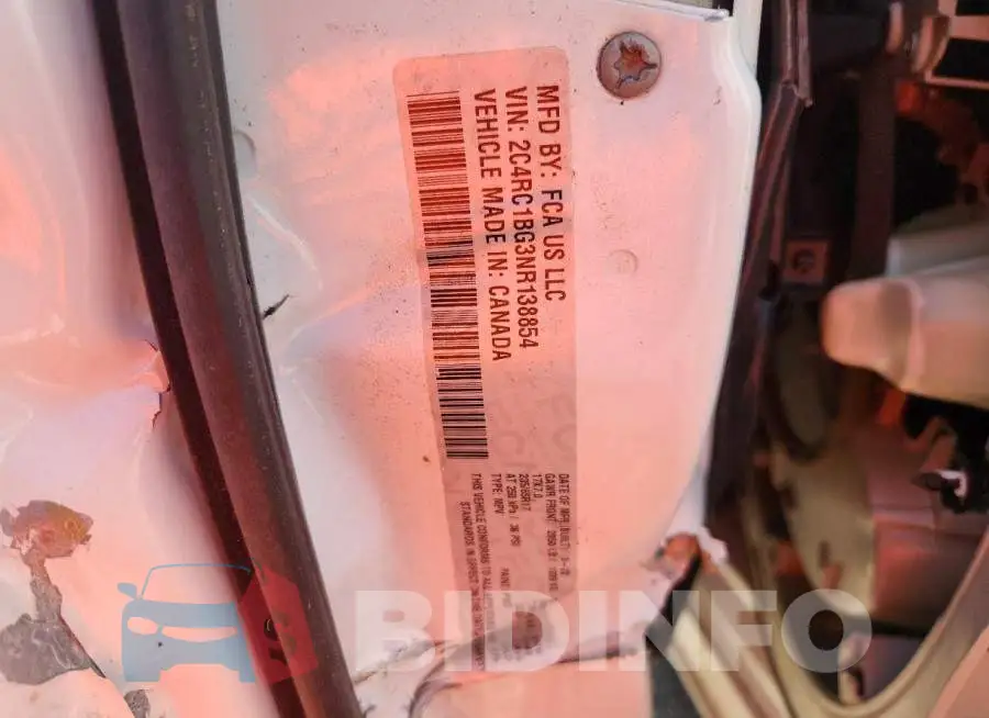 2C4RC1BG3NR138854 Photo# 13