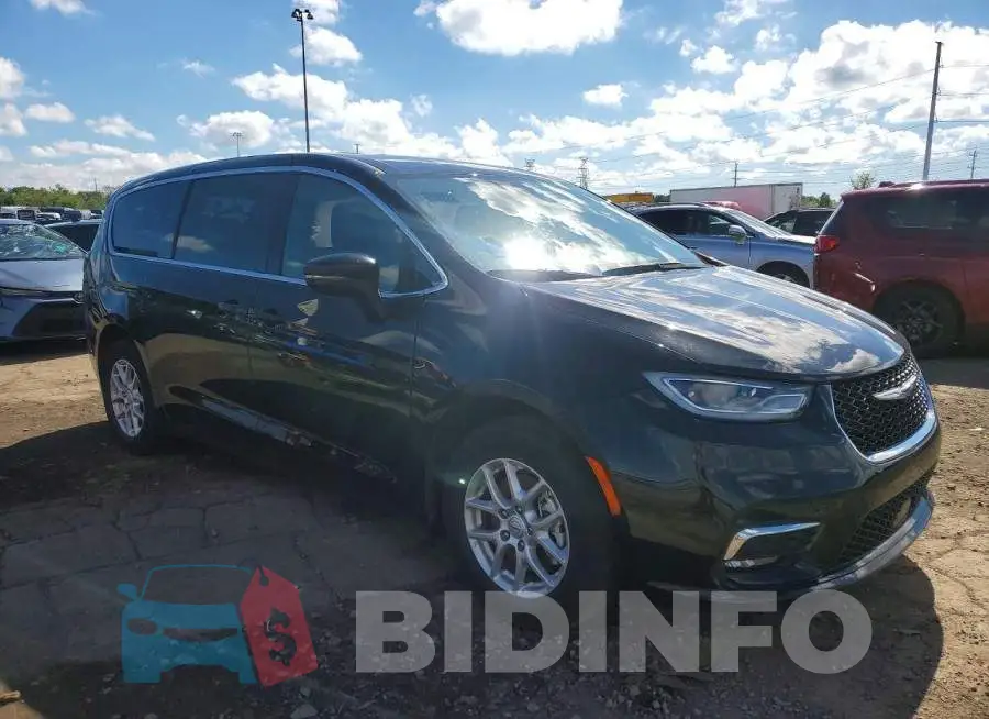 2C4RC1BG4SR569845 Photo# 4