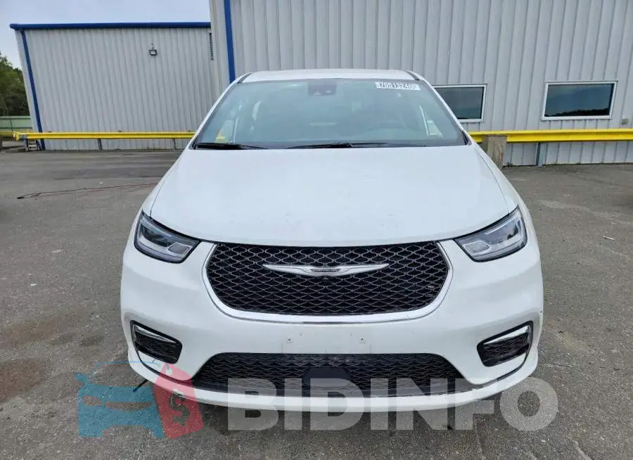2C4RC1BG9TR272748 Photo# 5