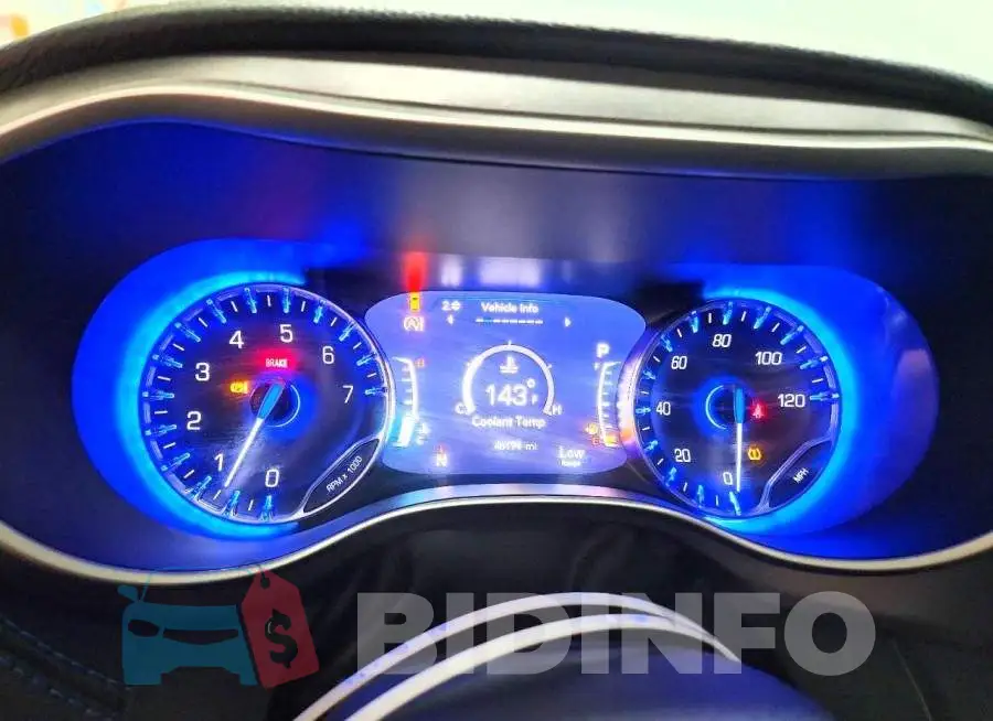 2C4RC1BGXMR539266 Photo# 9