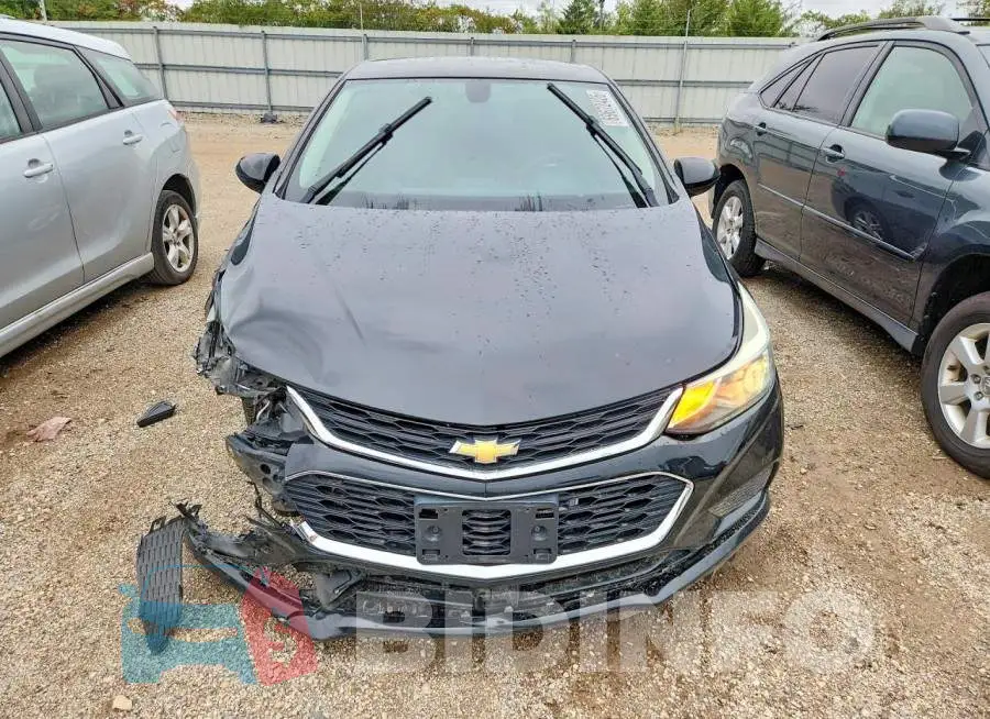 1G1BE5SM8J7152424 Photo# 5
