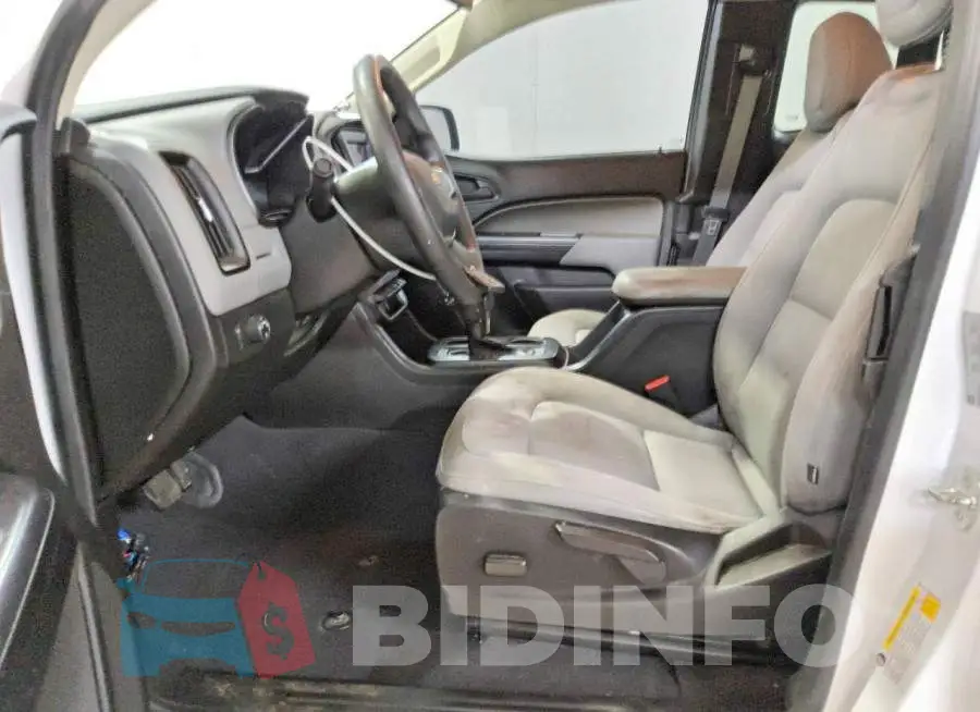 1GCHSBEN0M1216749 Photo# 7