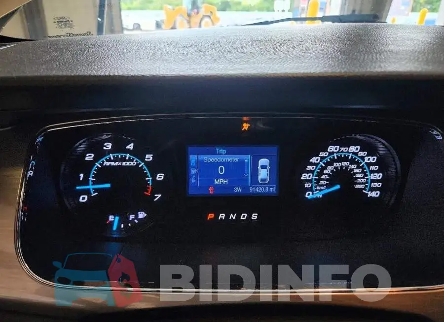 1FAHP2E82JG117361 Photo# 9