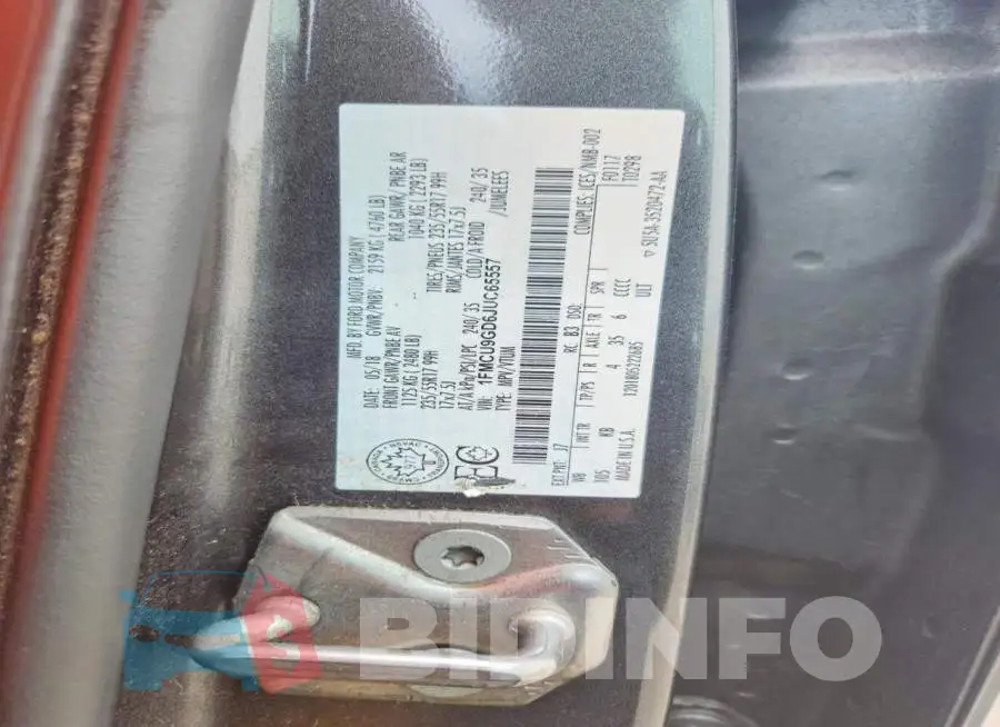 1FMCU9GD6JUC65557 Photo# 13
