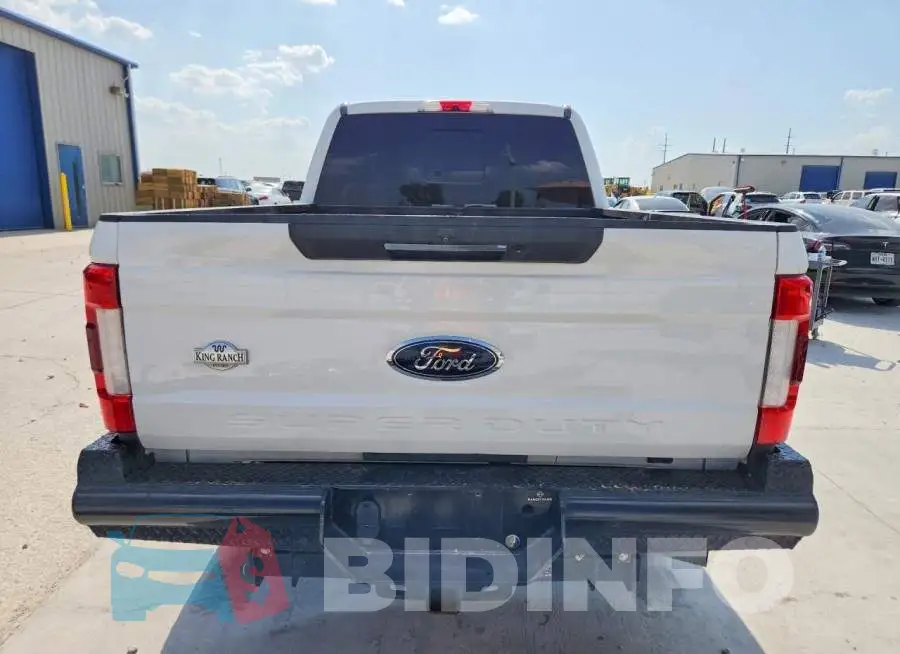 1FT7W2BTXKEG70127 Photo# 6