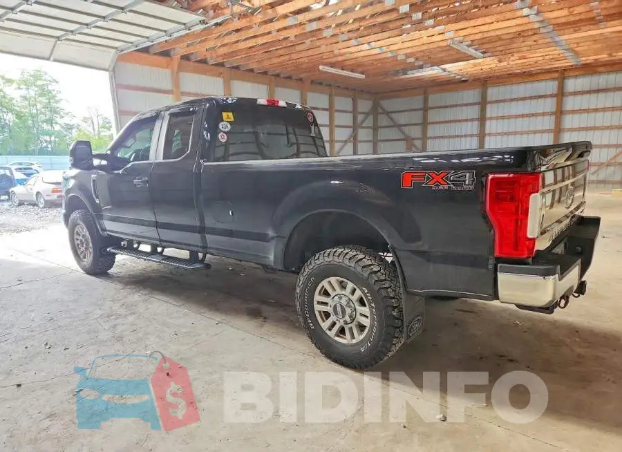1FT7X2B60HED51898 Photo# 2