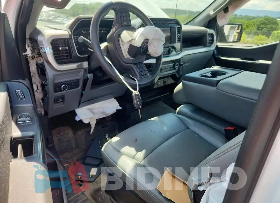 1FTMF1CB8NKF18551 Photo# 8