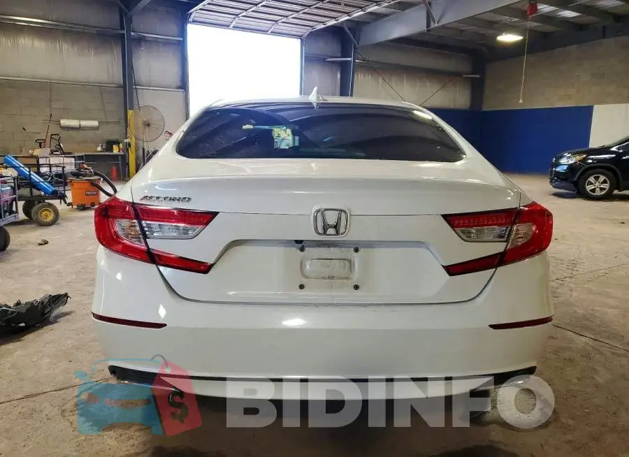1HGCV1F57JA083267 Photo# 6