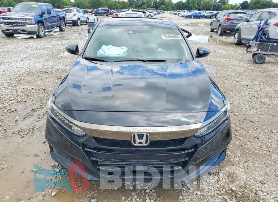 1HGCV2F32KA026528 Photo# 5