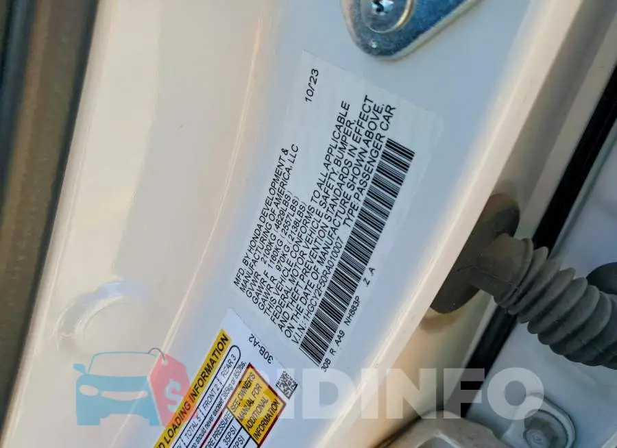 1HGCY2F50RA010007 Photo# 13