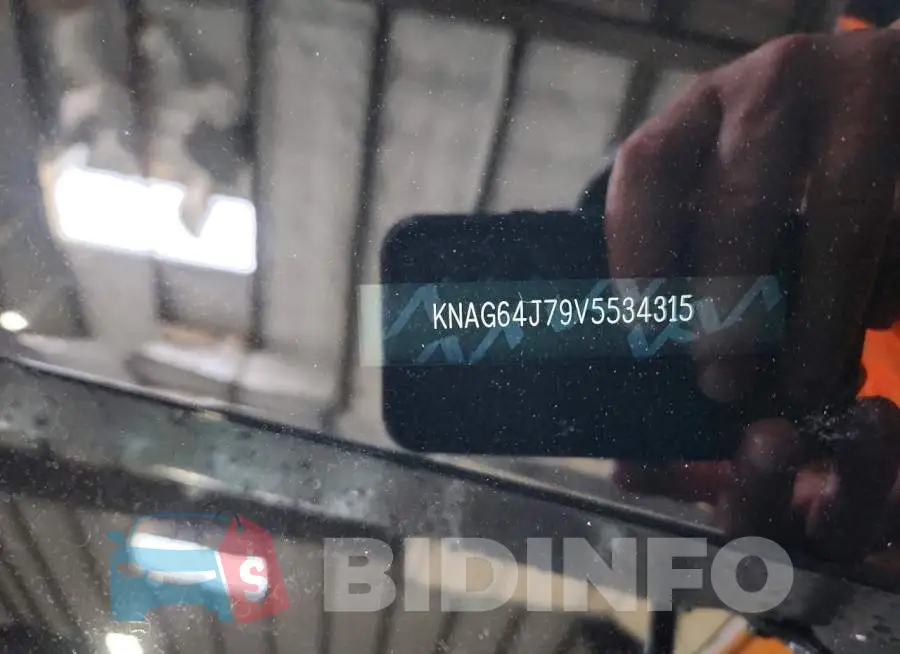 KNAG64J79V5534315 Photo# 12
