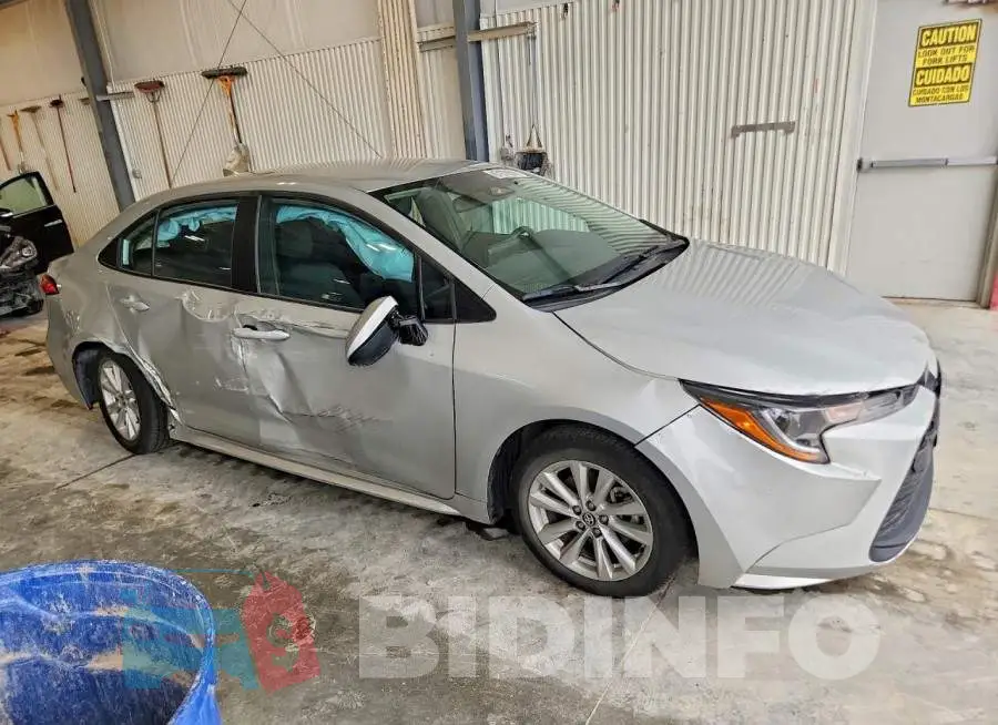 5YFB4MDE9RP169074 Photo# 4