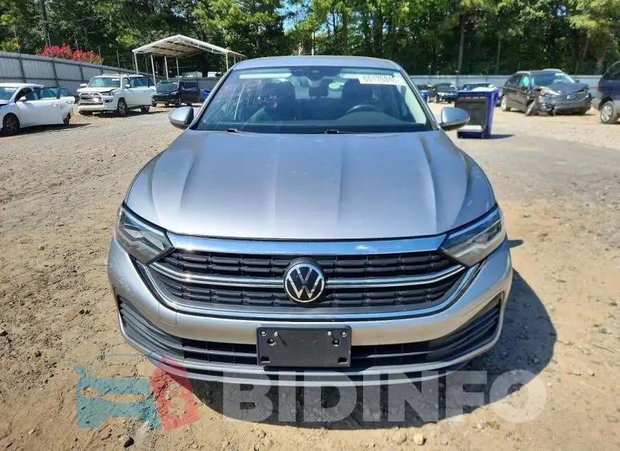 3VW5M7BU1RM002785 Photo# 5