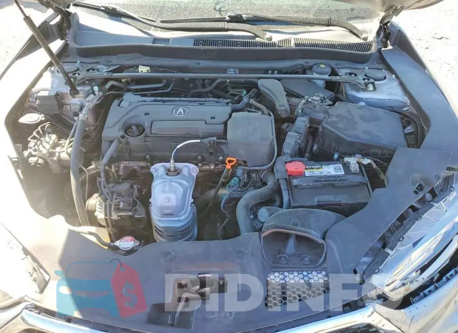 19UUB1F31JA007586 Photo# 11