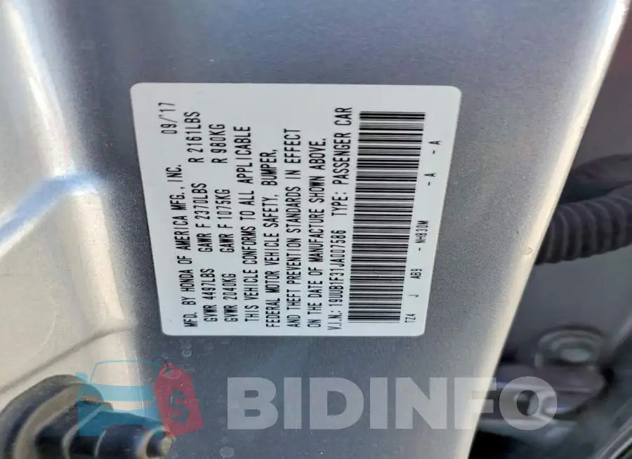 19UUB1F31JA007586 Photo# 12