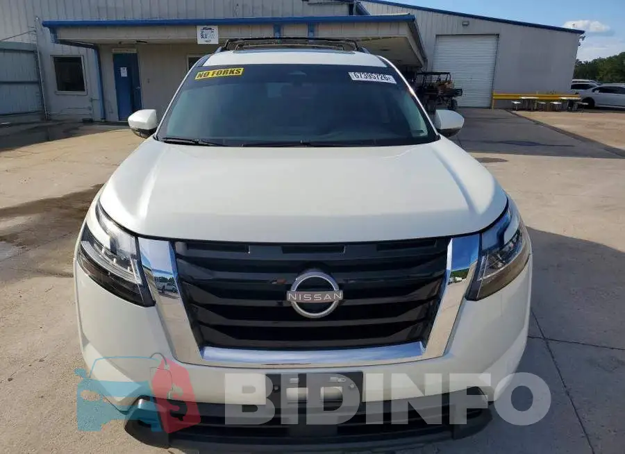 5N1DR3BB4NC215583 Photo# 5