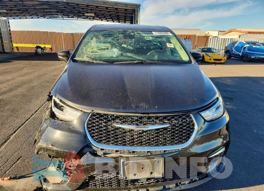 2C4RC1L74PR632562 Photo# 5