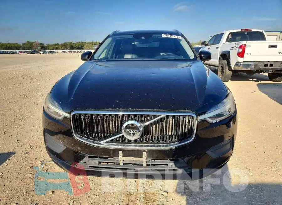 LYV102RK8JB118354 Photo# 5