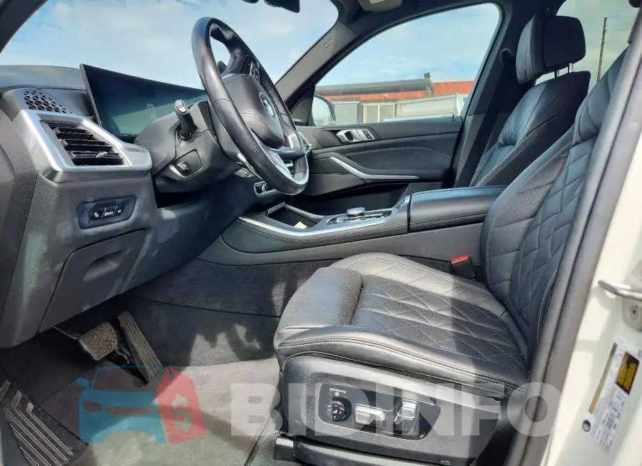 5UX13EU05R9V40227 Photo# 7