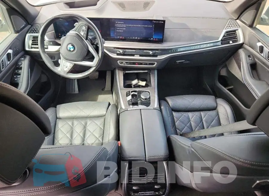 5UX13EU05R9V40227 Photo# 8