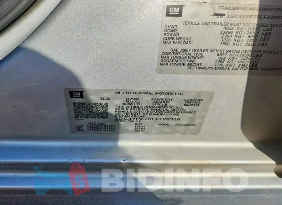 1GC4YPE70LF228316 Photo# 12