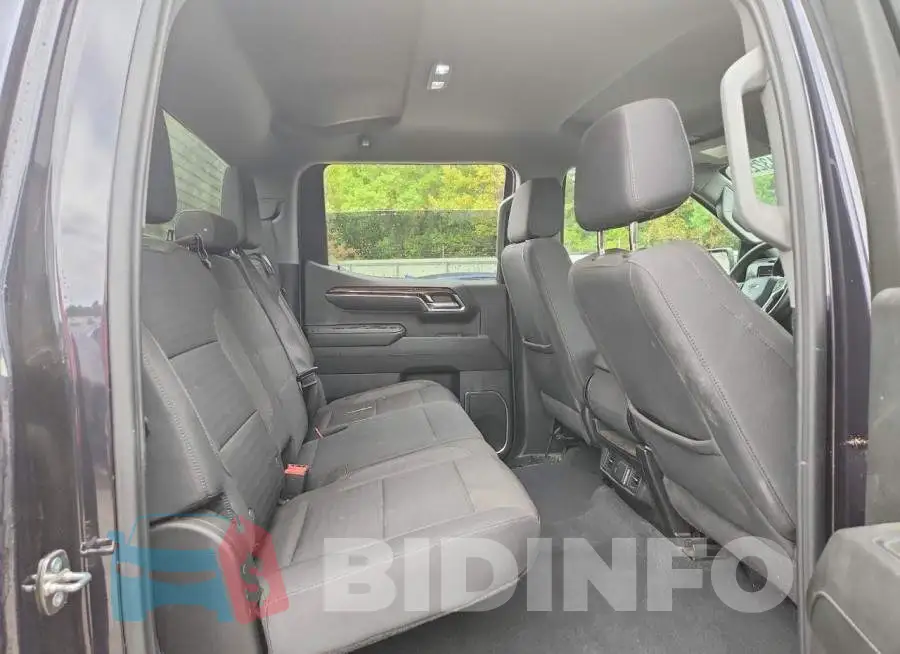 2GCUDEED7R1215102 Photo# 10