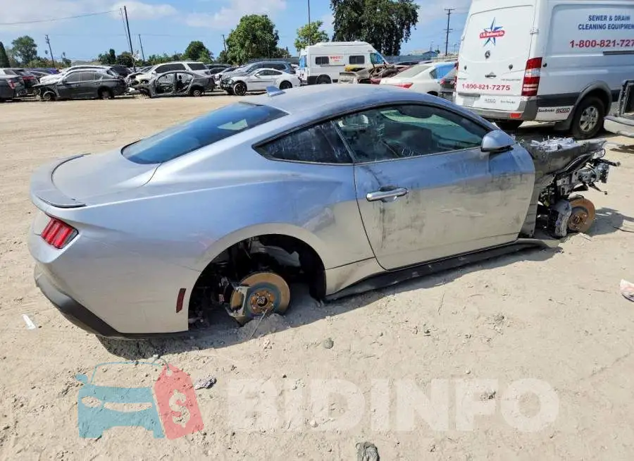 1FA6P8CF0T5411013 Photo# 3