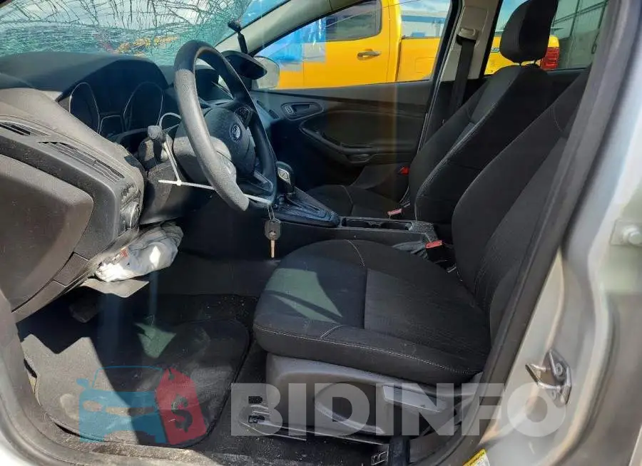 1FADP3E20HL258057 Photo# 7