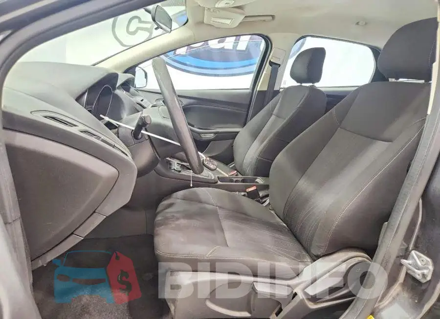 1FADP3E24HL235963 Photo# 7