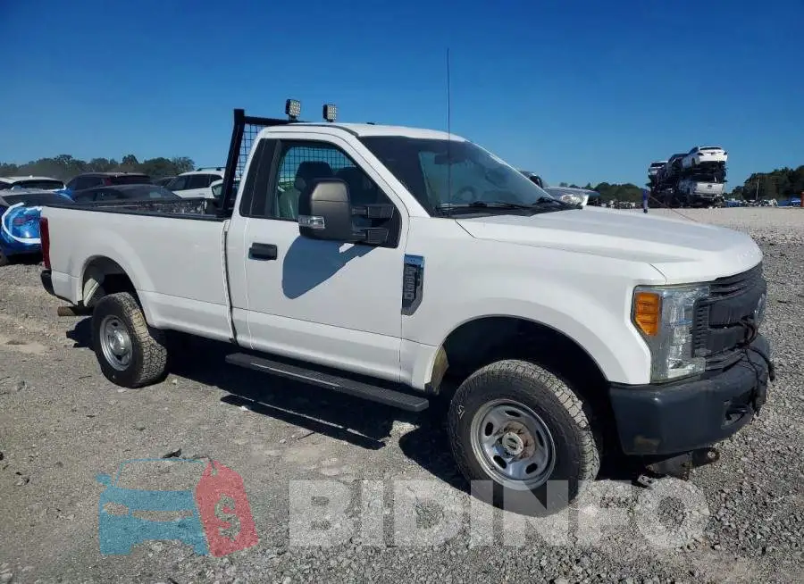 1FTBF2B63HEC27718 Photo# 4
