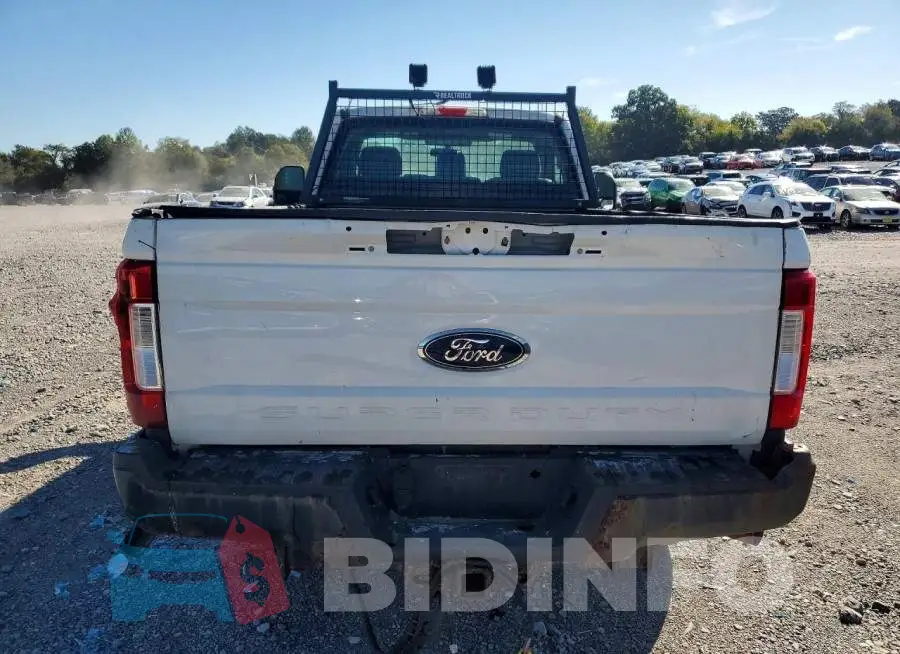 1FTBF2B63HEC27718 Photo# 6