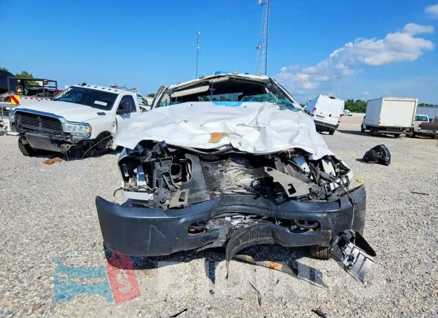 3C63RRGL8JG241297 Photo# 5