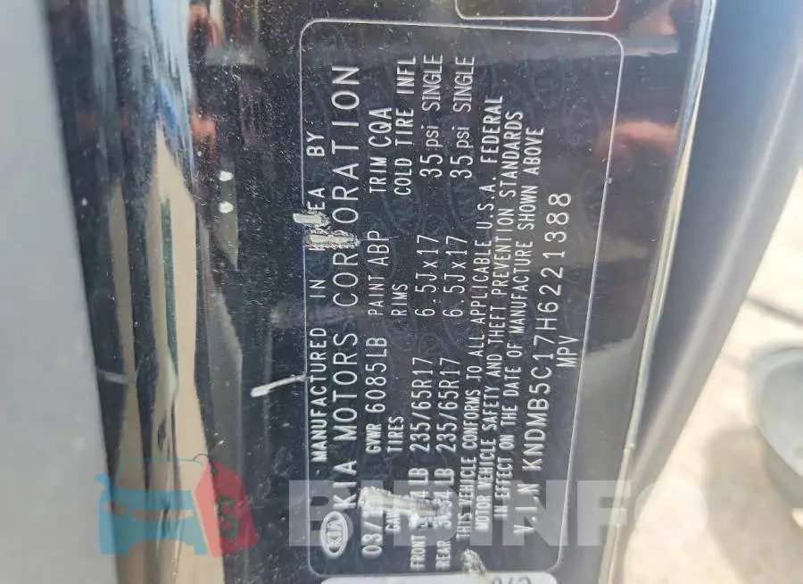 KNDMB5C17H6221388 Photo# 13