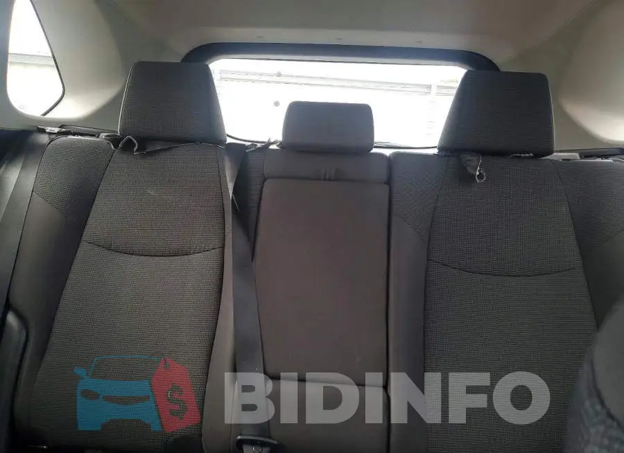 2T3F1RFV2KW064313 Photo# 10