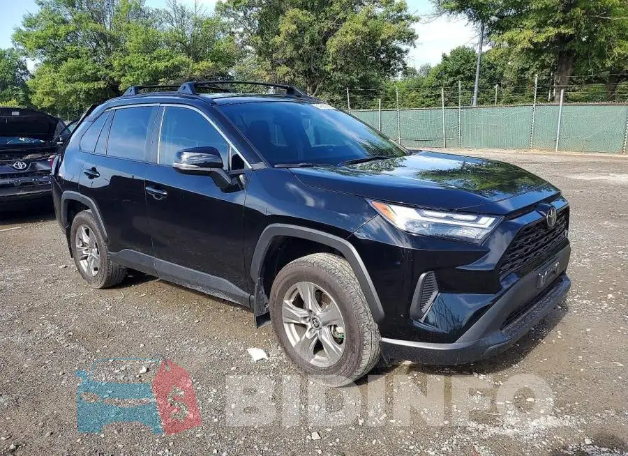 2T3P1RFV1RC409928 Photo# 4