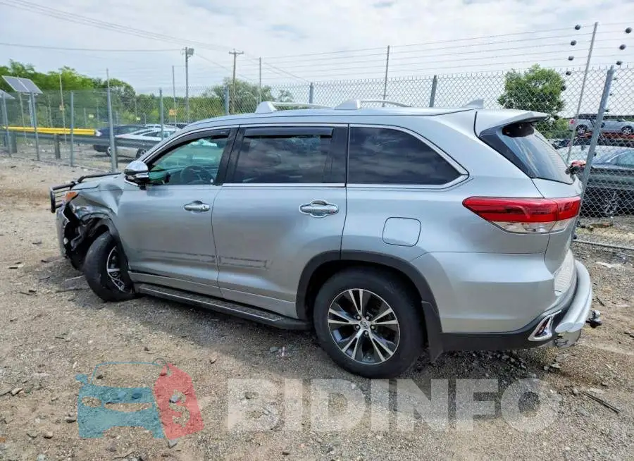 5TDJZRFH2JS914440 Photo# 2