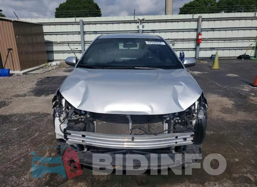 JTND4MBE9P3201843 Photo# 5