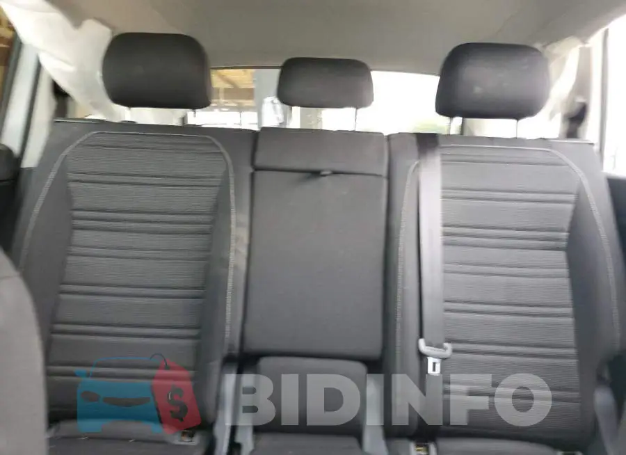 3VVRB7AX2RM177621 Photo# 10