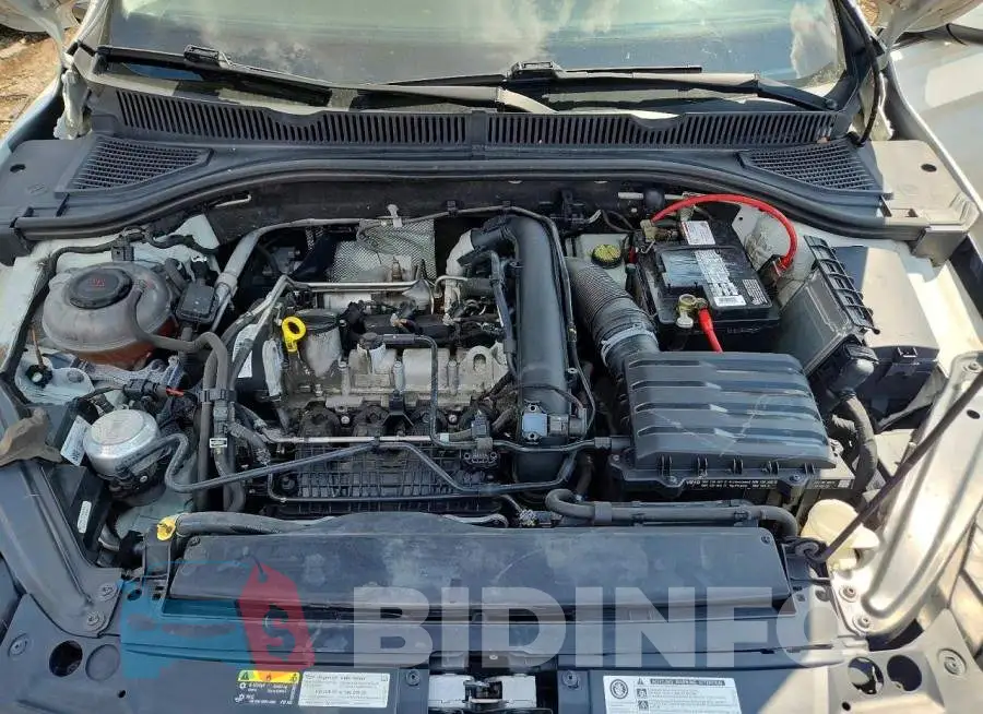 3VWCB7BU5KM166639 Photo# 11