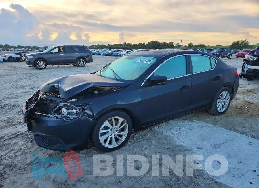 19UDE2F32JA001485 Photo# 1