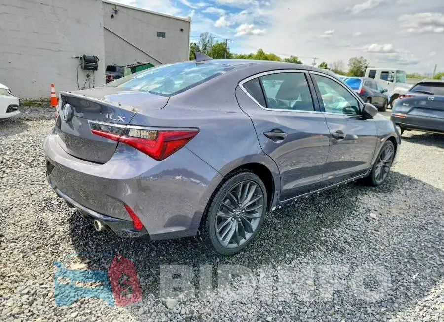 19UDE2F83LA009707 Photo# 3