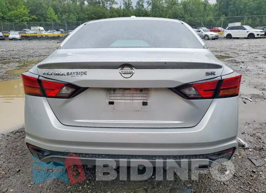 1N4BL4CV3KC128173 Photo# 6