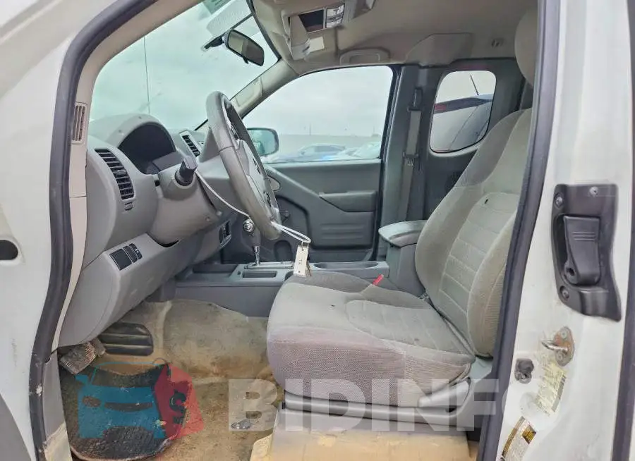 1N6BD0CT6JN727373 Photo# 7