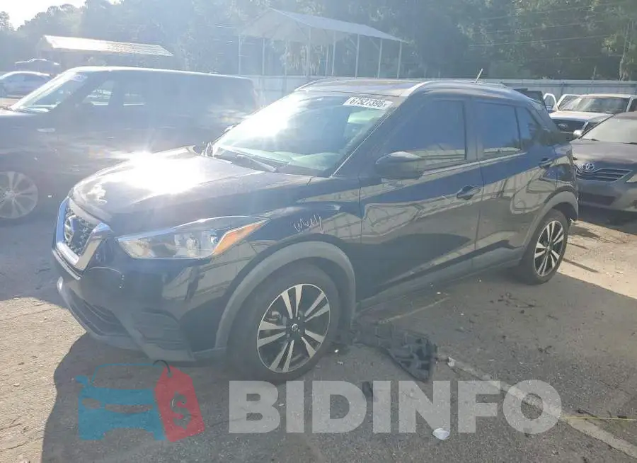 3N1CP5CV7LL569127 Photo# 1